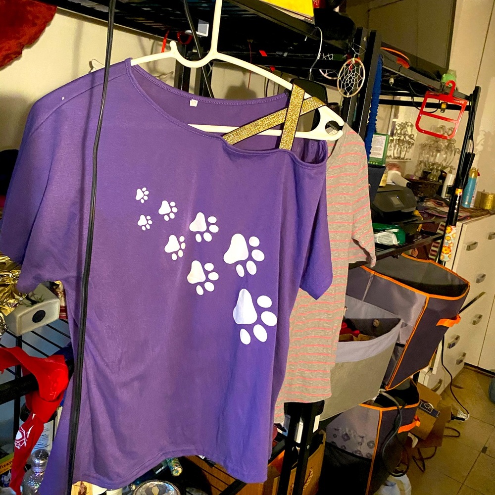 Dog foot prints Shirt